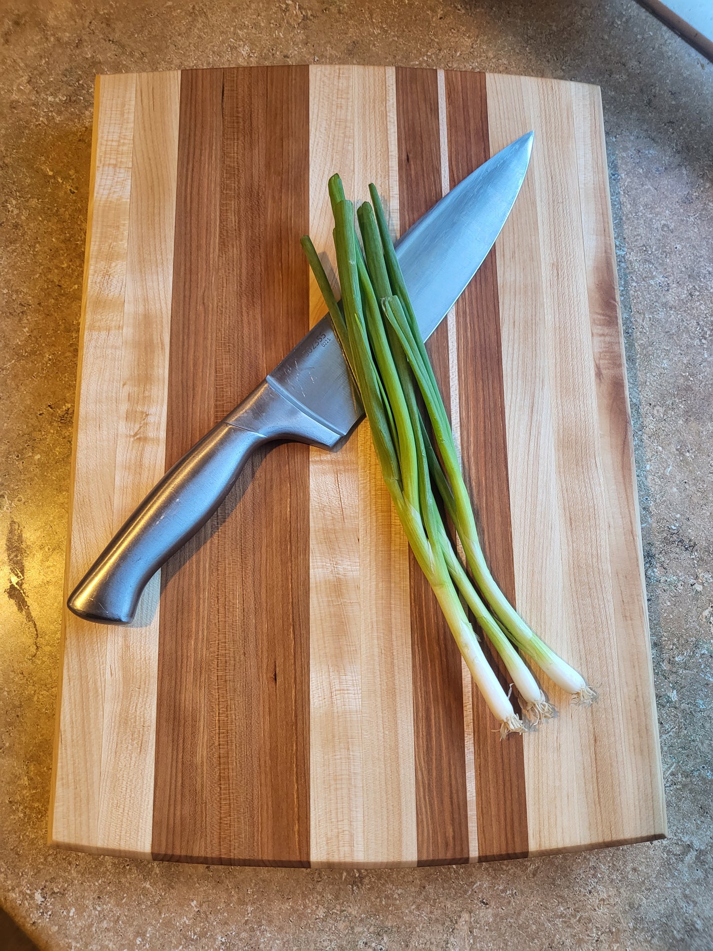 "Iris" Butcher Block Style Cutting Board